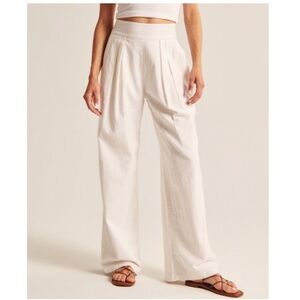 Abercrombie & Fitch Ultra Wide Leg Linen Blend pant